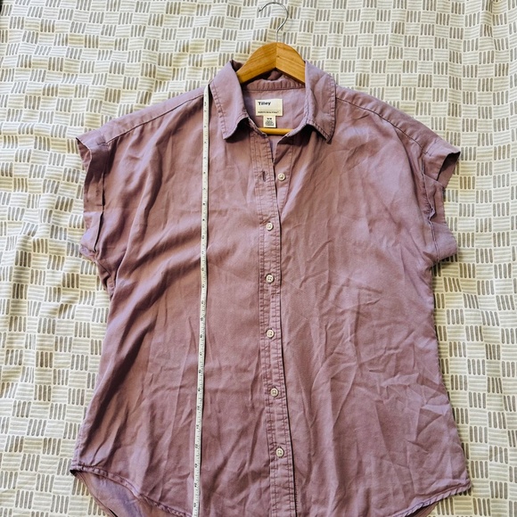 Tilley Women's Medium Short Sleeve 100% Tencel Shirt Colour: Dusty purple - Picture 8 of 10